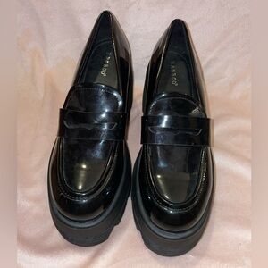 Bamboo Black Patent Platform Loafers Chunky Lug Sole – Size 10 – NEW